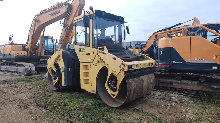 тандемный каток Bomag BW 161 AD-4