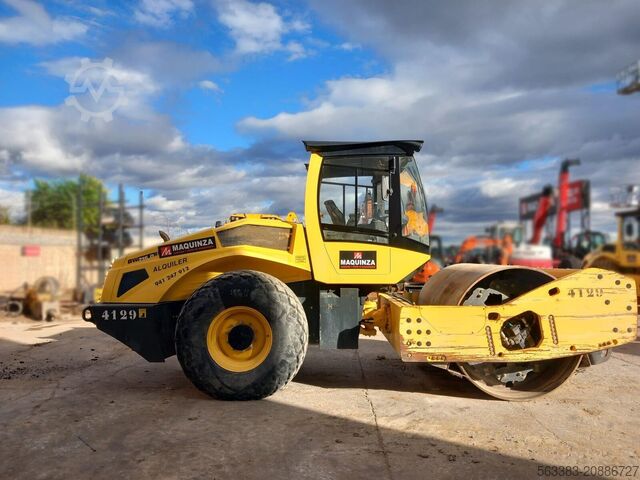 Одновальцовый каток BOMAG BW216D5