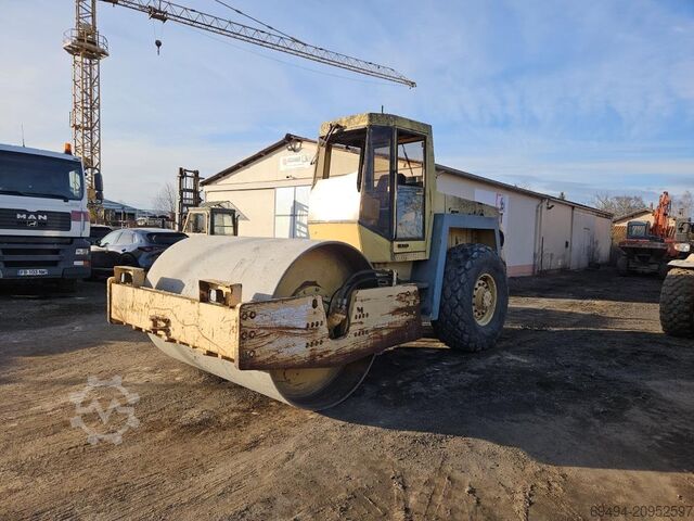 одновальцовый каток Bomag BW 214
