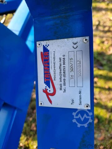 Сельскохозяйственная машина  TH 300/75