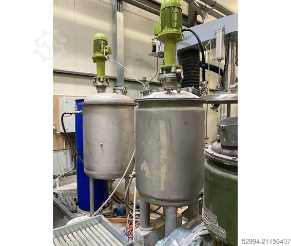 Различный Typhoon mixer and barrel