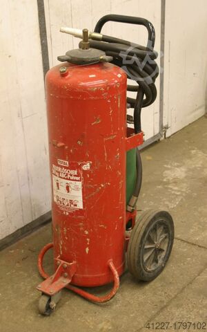 Огнетушитель порошковый TOTAL G 50