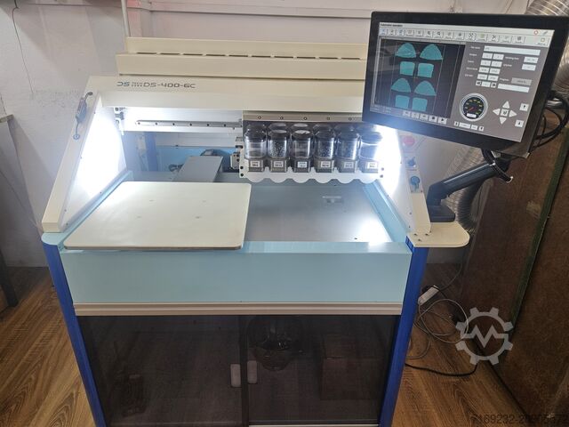 Автоматическая машина для установки страз DS-400-6C DS TECH DS-400-6C