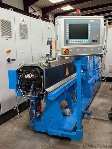 Двухшнековый экструдер Leistritz ZSE 60 MAXX