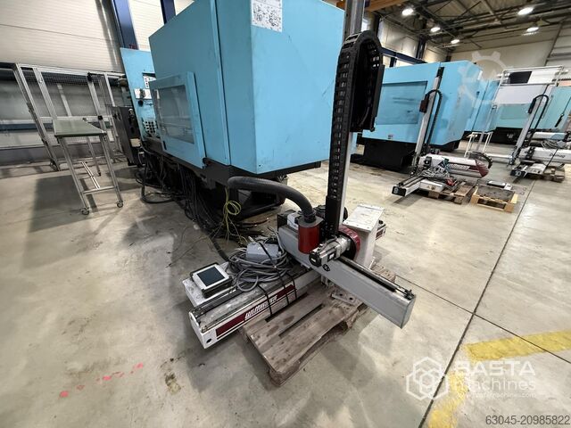 Wittmann W818-7357 (2015) Wittmann W818