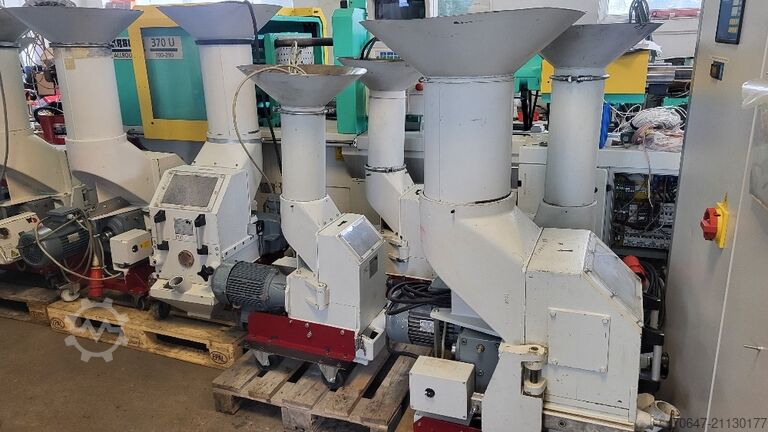 Вспомогательная дробилка 3 кВт – 9 шт. Müller Maschinen GmbH SM 252
