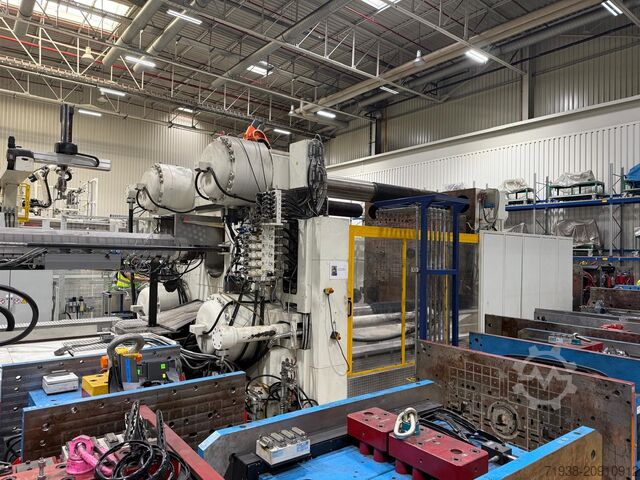 термопластавтомат Engel DUO 11050/2300