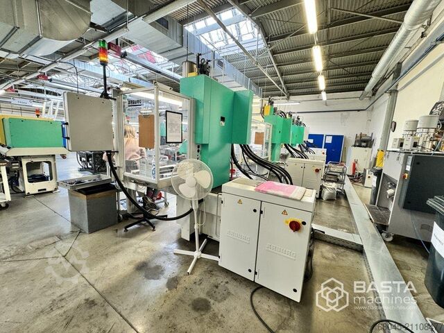 2018 Arburg 275 V 250-70 Schiebetisch Вертикальная литьевая машина Arburg 275 V 250-70 Schiebetisch