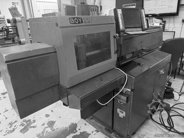 термопластавтомат Boy 22M