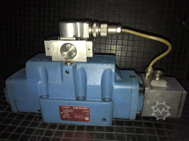Клапан MOOG для ENGEL MOOG D 663-317 K