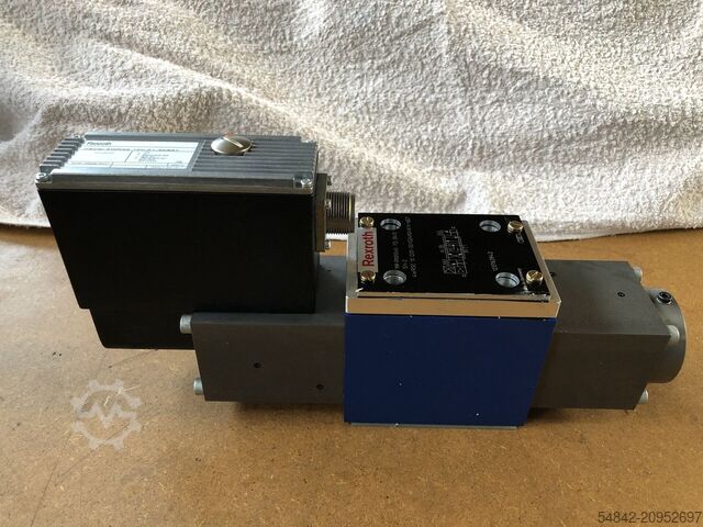 Клапан Rexroth 4WRSE10 / MNR: R900950465 REXROTH 