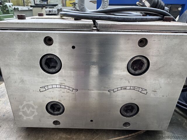 Экструзионный инструмент для рольставней Bernhard Ide GmbH & Rollladen-Werkzeug