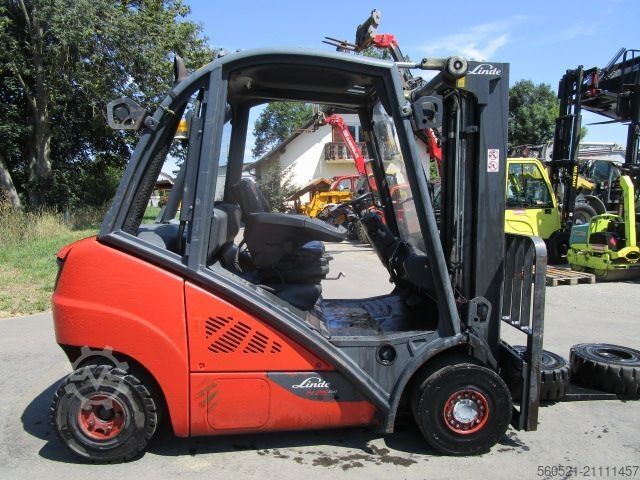 Дизельный вилочный погрузчик Linde H25D-02 - Triplex-Freihub 4,7m + Seitenschieber