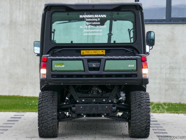 Трактор John Deere Gator XUV865M