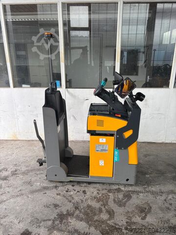 Буксировочные тягачи Jungheinrich EZS130