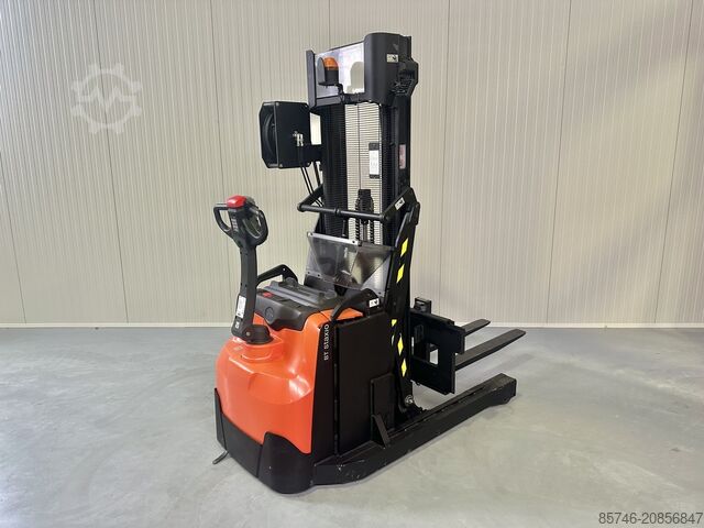 SWE 120 XR * ДЕМО !! ВЫДВИЖНАЯ МАЧТА + Наклоняемые вилы + Боковое смещение !! TOYOTA SWE 120 XR * DEMO !!  REACH - MAST  +  Tilting Forks + S.S.  !!