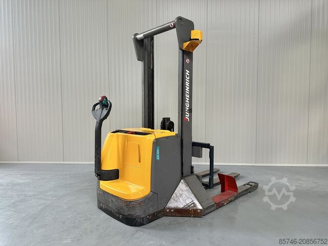 EJC-B 31 (3,1 Т @ 650 ММ !!) JUNGHEINRICH EJC-B 31 ( 3.1T @ 650 MM !! )