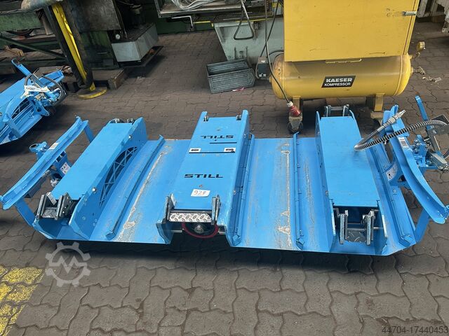 4 тягача Still LiftRunner B-Rahmen