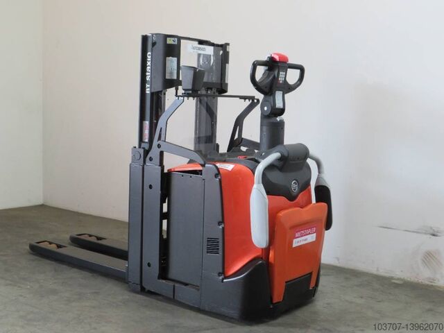 вилочный погрузчик BT SPE 200 D