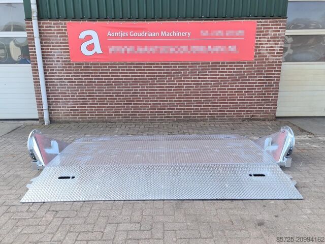 Погрузчик/разгрузчик  Leidingdrempel / road ramp