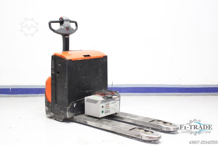 Электрическая тележка для поддонов BT LWE200