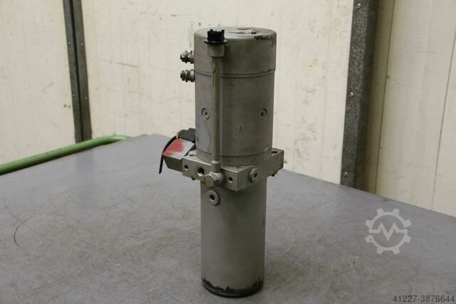 Гидравлический насос для электрического вилочного погрузчика 24 В 2 кВт OMG Kostov 214EA