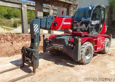 Вилочный погрузчик с телескопической стрелой MAGNI RTH 5.21 Smart