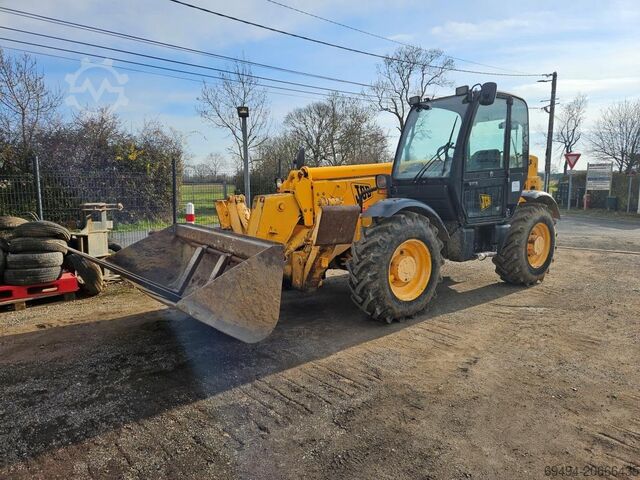 телескопический погрузчик JCB 530/120