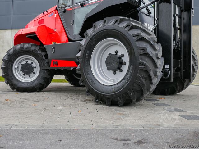 Вездеходный вилочный погрузчик Manitou M 50-4