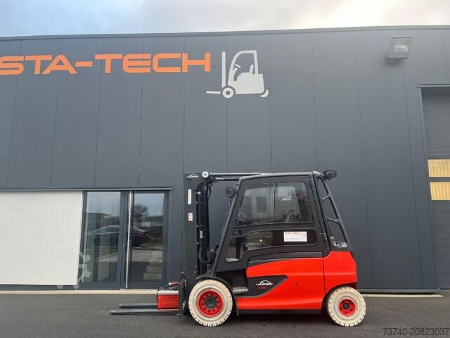 Электрический 4-х колесный вилочный погрузчик Linde E50HL-01