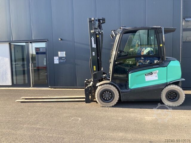 Электрический 4-х колесный вилочный погрузчик Mitsubishi FB50CN