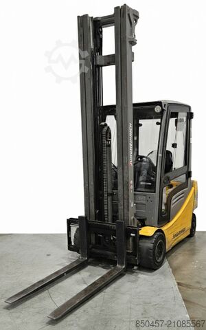 Электрический – 4 колеса Jungheinrich EFG 320 Li-Ion 6.8m/ 2t/ 2020yy