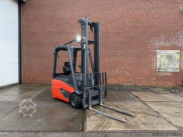 Электрический 3-колесный вилочный погрузчик Linde E14-02