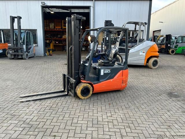 Электрический 3-колесный вилочный погрузчик Toyota 8FBE20T