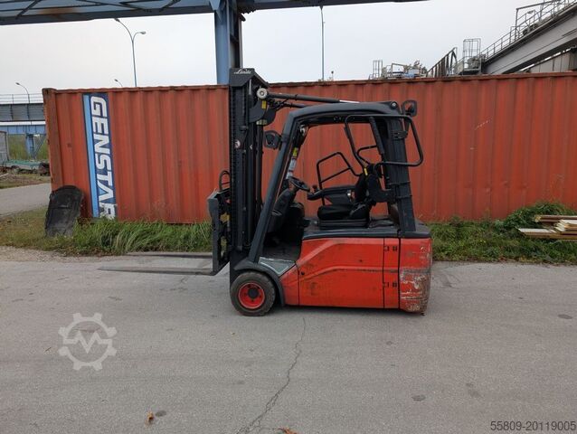 Электрический 3-колесный вилочный погрузчик Linde E18L-01 // Batteriebaujahr 2023