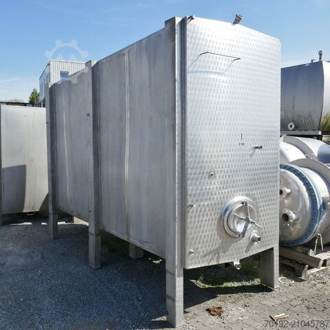 Кубическая накопительная емкость объемом 12 280 литров, с возможностью нагрева/охлаждения, из нержав  9408