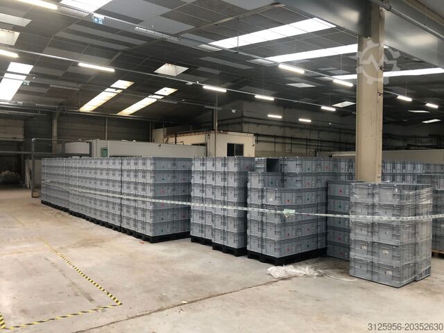 склад большой высоты SILVERLINE Bacs plastiques norme Europe