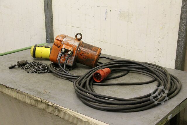 Цепной подъёмник 125 кг BKS CH 1-8