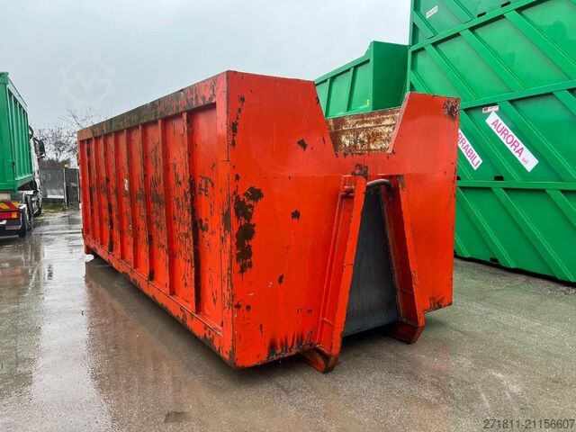 Контейнер с крюковым захватом  CONTAINER SCARRABILE USATO A CIELO APERTO