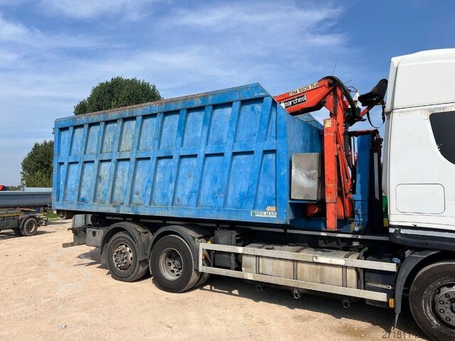 Контейнер с крюковым захватом  CONTAINER SCARRABILE USATO A CIELO APERTO CON GRU