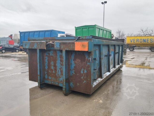 Контейнер с крюковым захватом  CONTAINER SCARRABILE USATO A CIELO APERTO