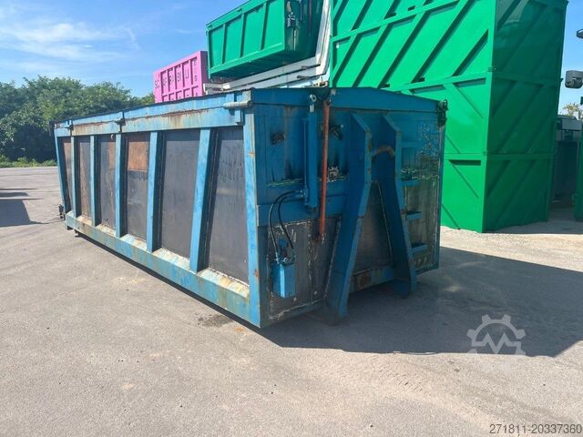 Контейнер с крюковым захватом  CONTAINER SCARRABILE USATO CON COPERCHIO