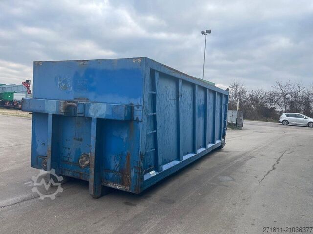 Контейнер с крюковым захватом  CONTAINER SCARRABILE USATO A CIELO APERTO