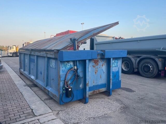 Контейнер с крюковым захватом  CONTAINER SCARRABILE USATO CON COPERCHIO