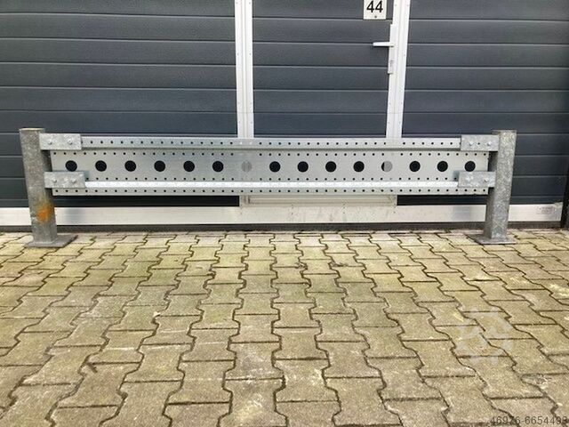 Противоаварийный барьер Anfahrschutz Leitplanke Leitplanken Rammschutzleitplanke Rammschutz