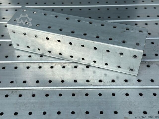 Квадратный профиль Квадратный полый профиль Сталь Vierkantrohr Stahlrohr Profilabm.: 140 x 140 mm /Höhe: 5.560 mm