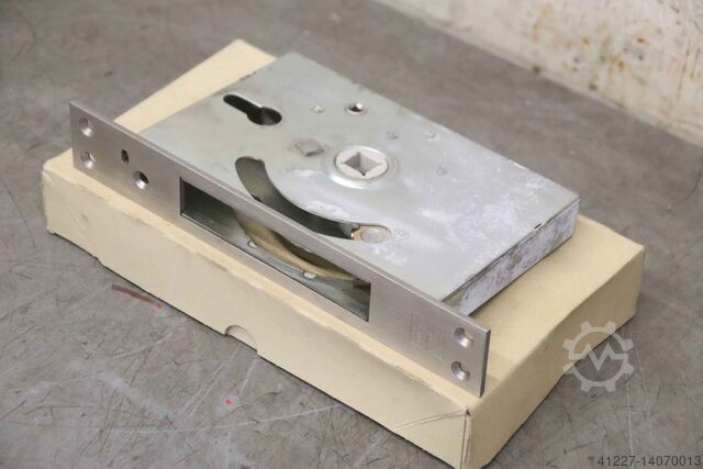 Замок холодильной камеры STUV 3.16.415.2 Links