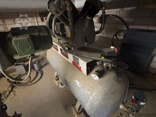 двухпоршневой компрессор ALUP AEK 851-270