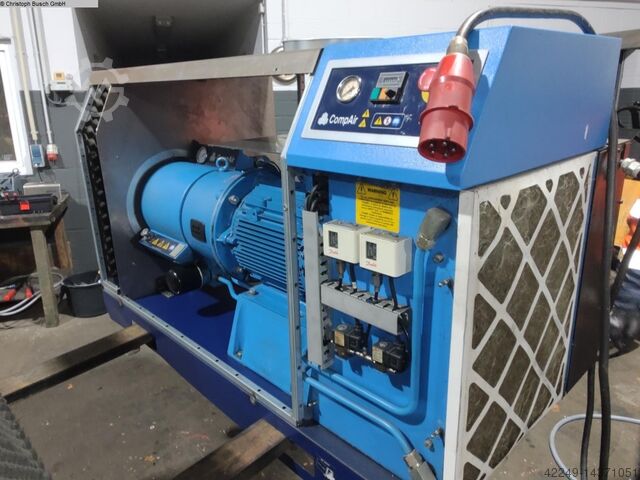 Винтовой компрессор CompAir V11, W-DA160MJ-H