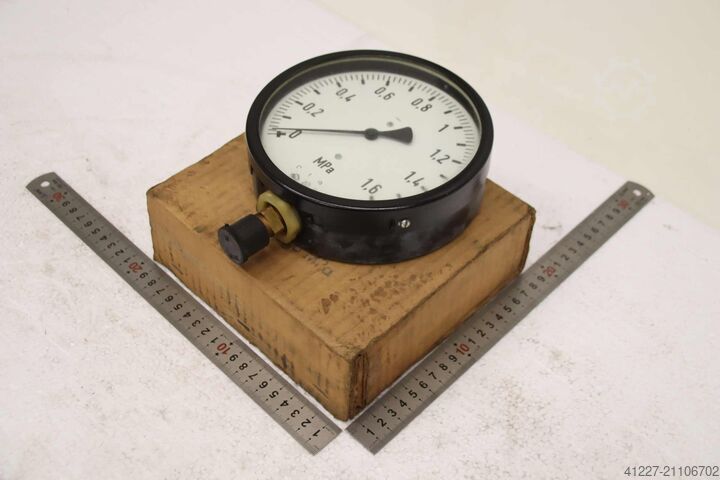 Манометр 0–16 бар / 0–1,6 МПа TGL 1/BM 20/2 160Ø 0-1,6 MPa